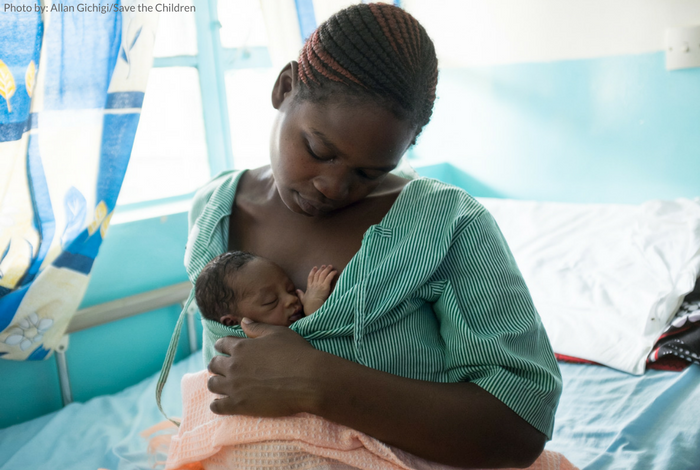 Mom Naomi with her newborn in Kenya